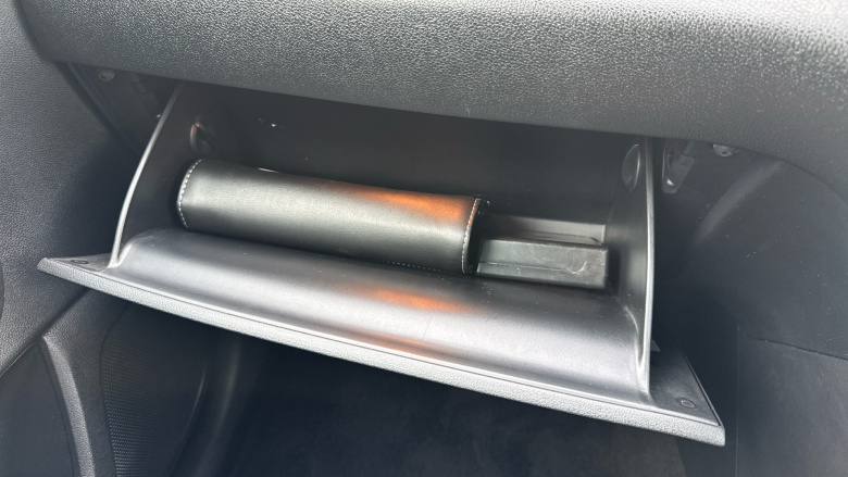 Kia Sportage 1.7 CRDi ISG 2 5dr Diesel Estate